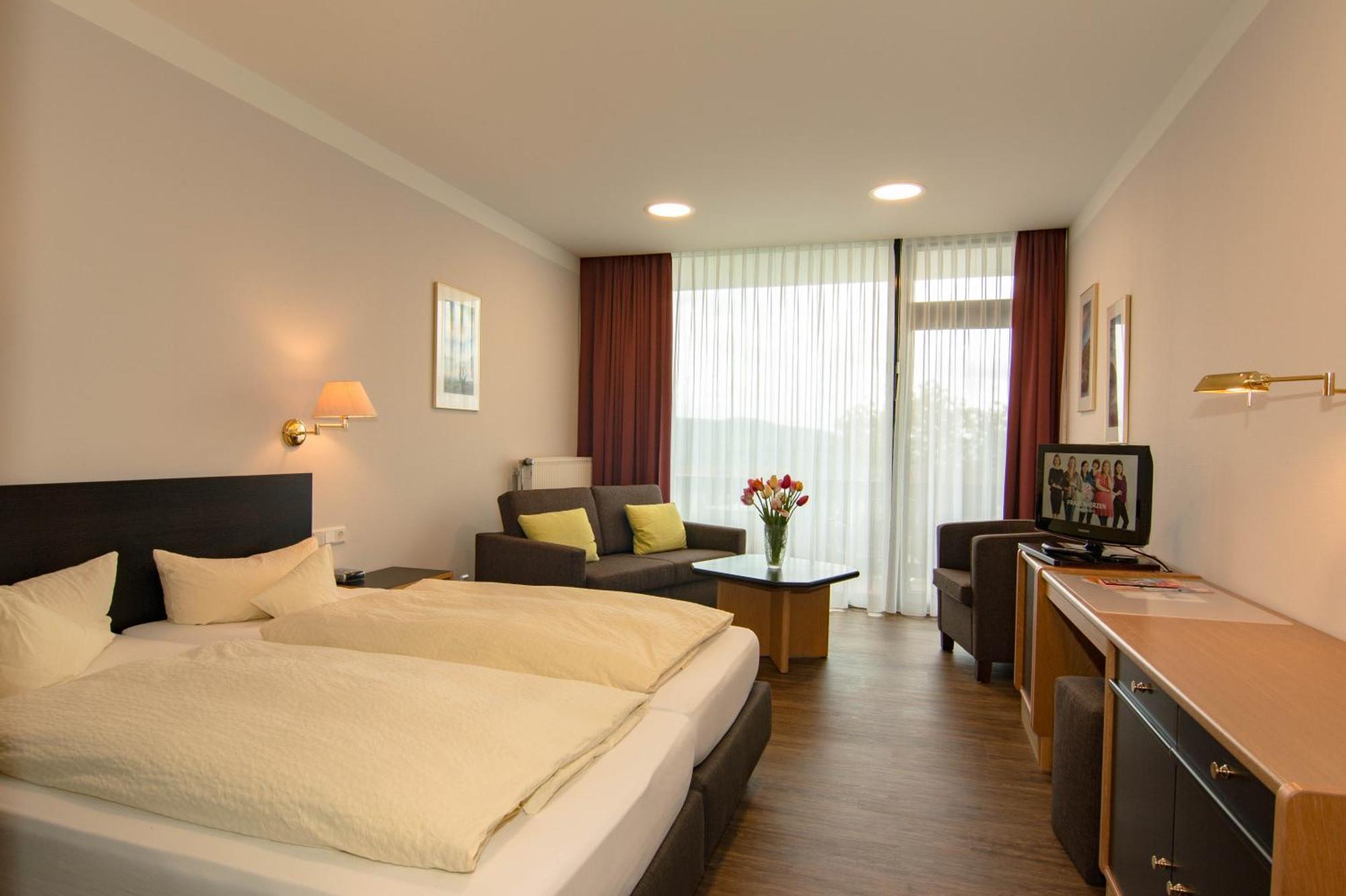 Garni Hotel & Ferienwohnungen Seeschloesschen 발트에크 외부 사진