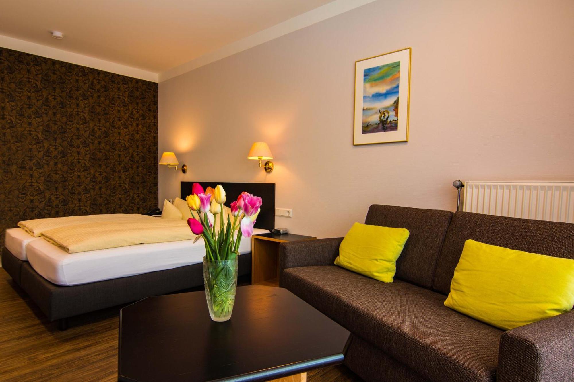 Garni Hotel & Ferienwohnungen Seeschloesschen 발트에크 외부 사진